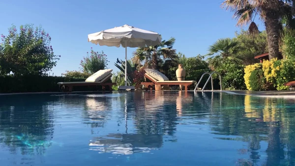 Ada Bacchus Otel