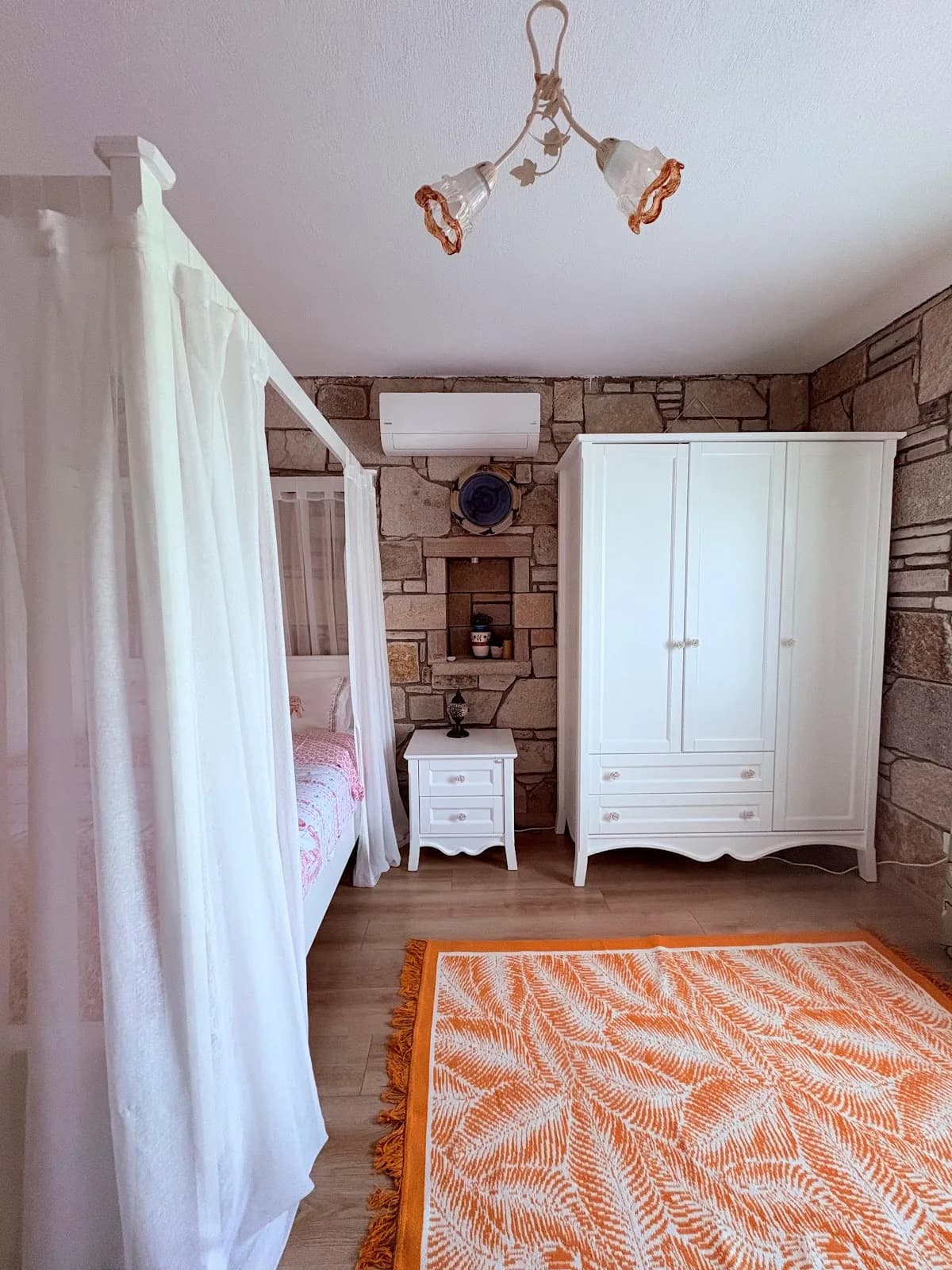 ADARA BAĞ EVİ