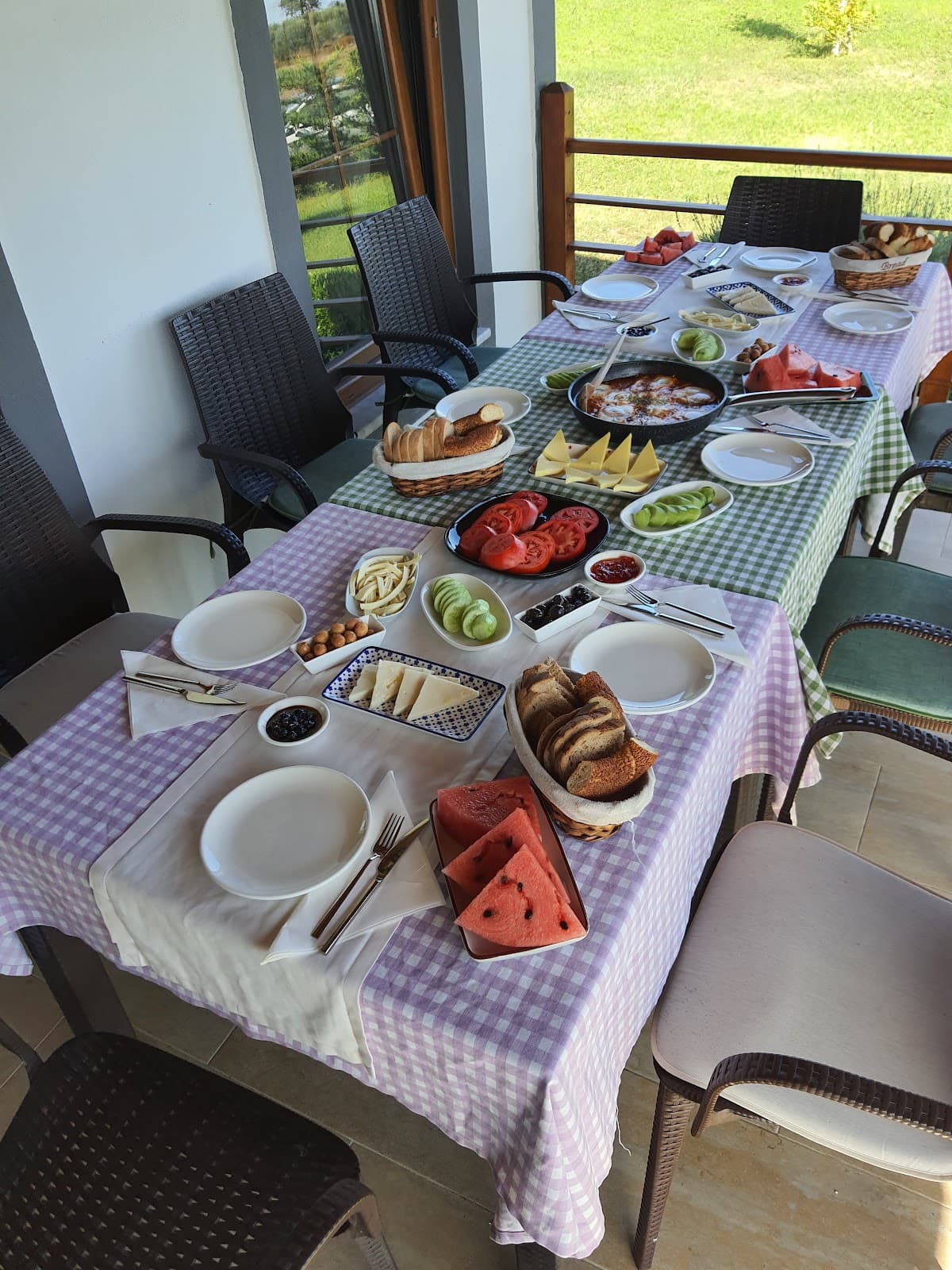 Adayel Otel ve Bağevi Bozcaada