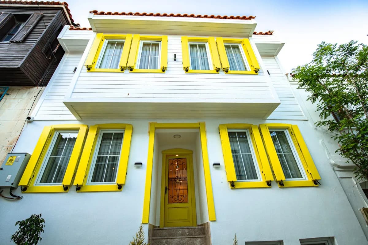 Bozcaada Masalı Butik Otel kapak görseli
