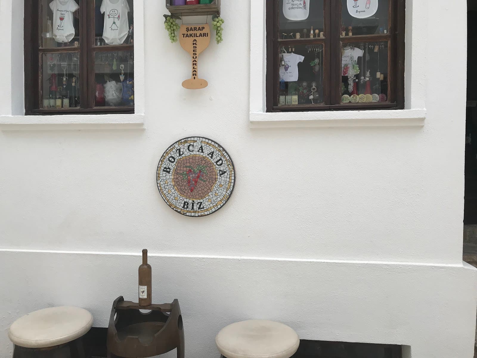 Bozcaada Şarap Takıları