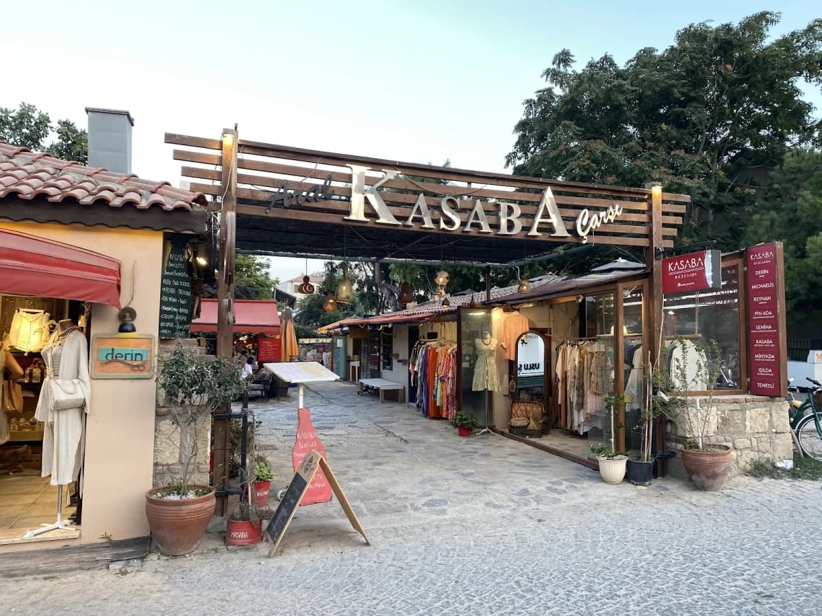 Kasaba Bozcaada kapak görseli