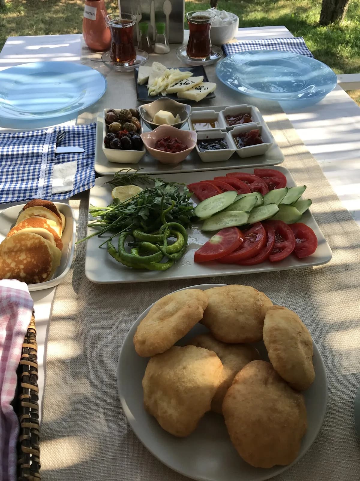 Nar Bağevi