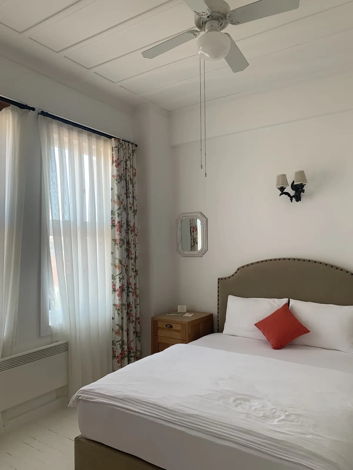 Quarante Hotel