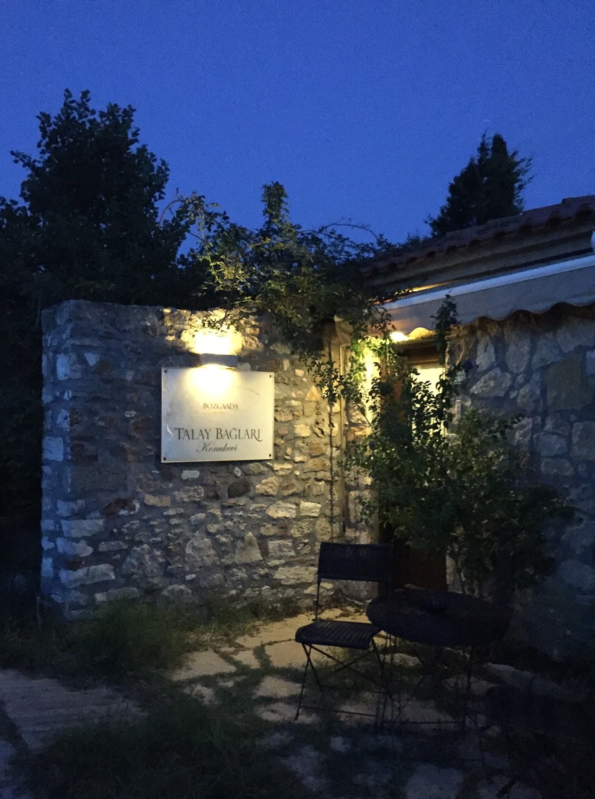 TALAY BAGLARI KONUKEVI