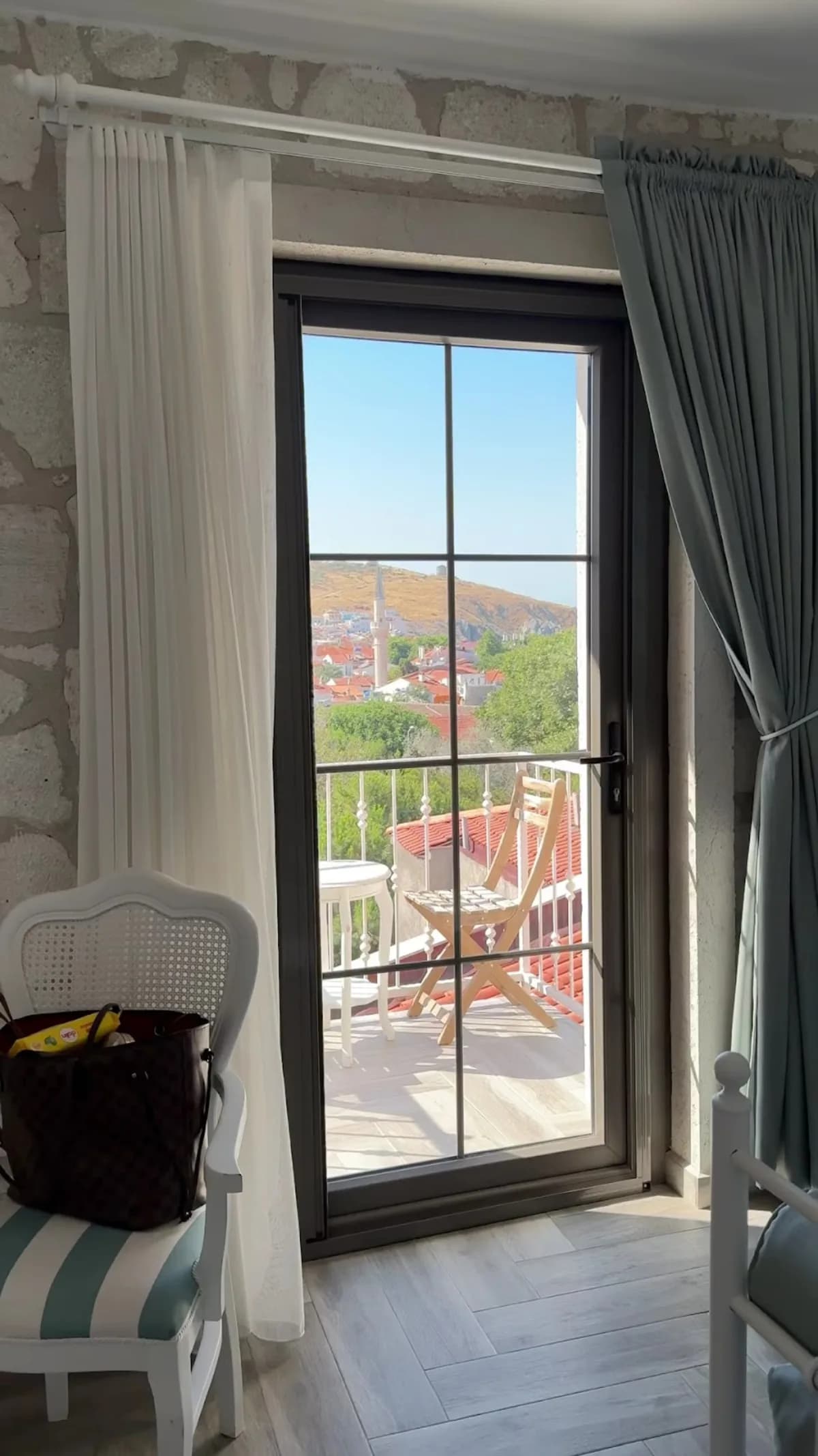 TaşAda Hotel