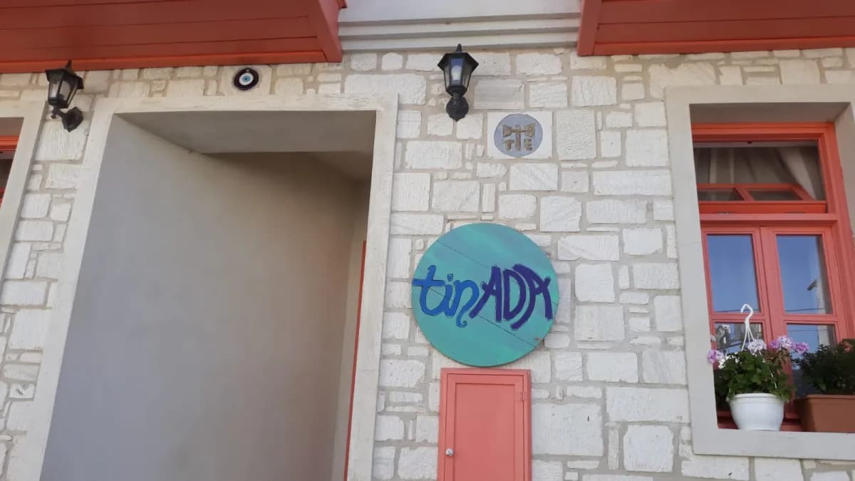 Tin Ada Bozcaada