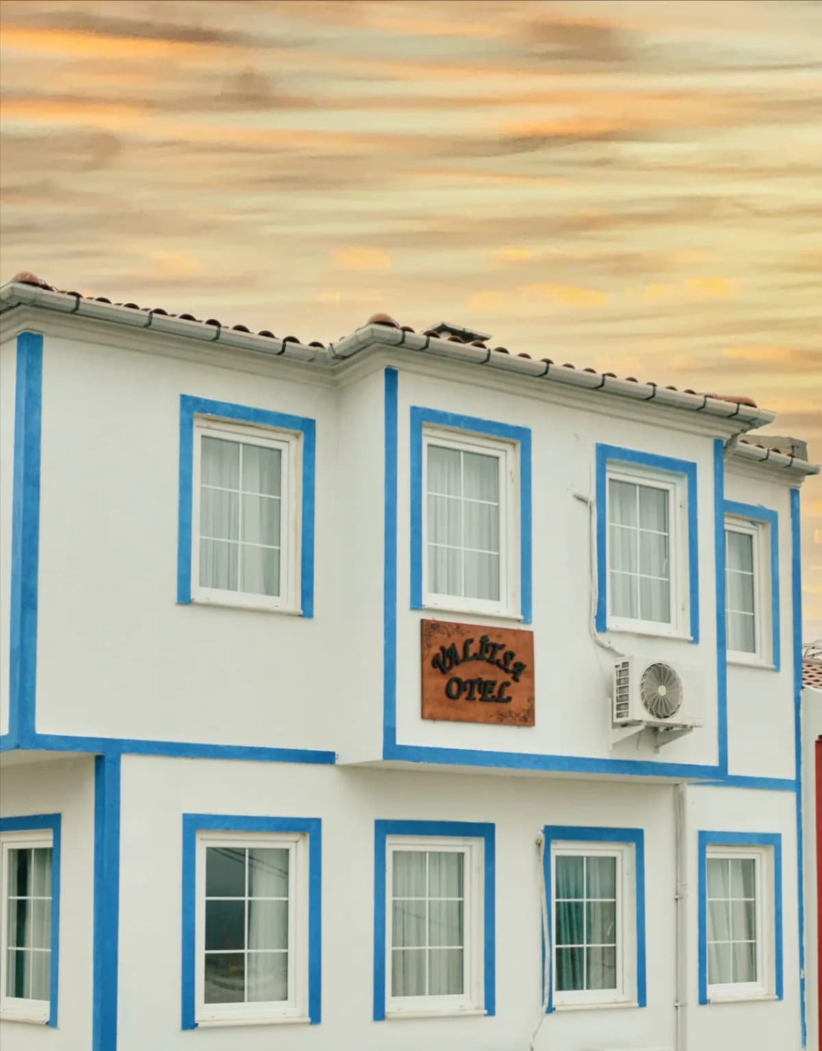 Valitsa Otel kapak görseli