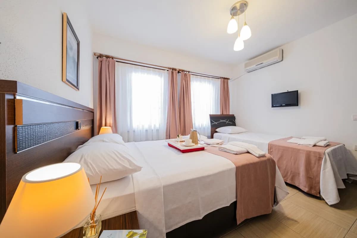 Albatros Otel