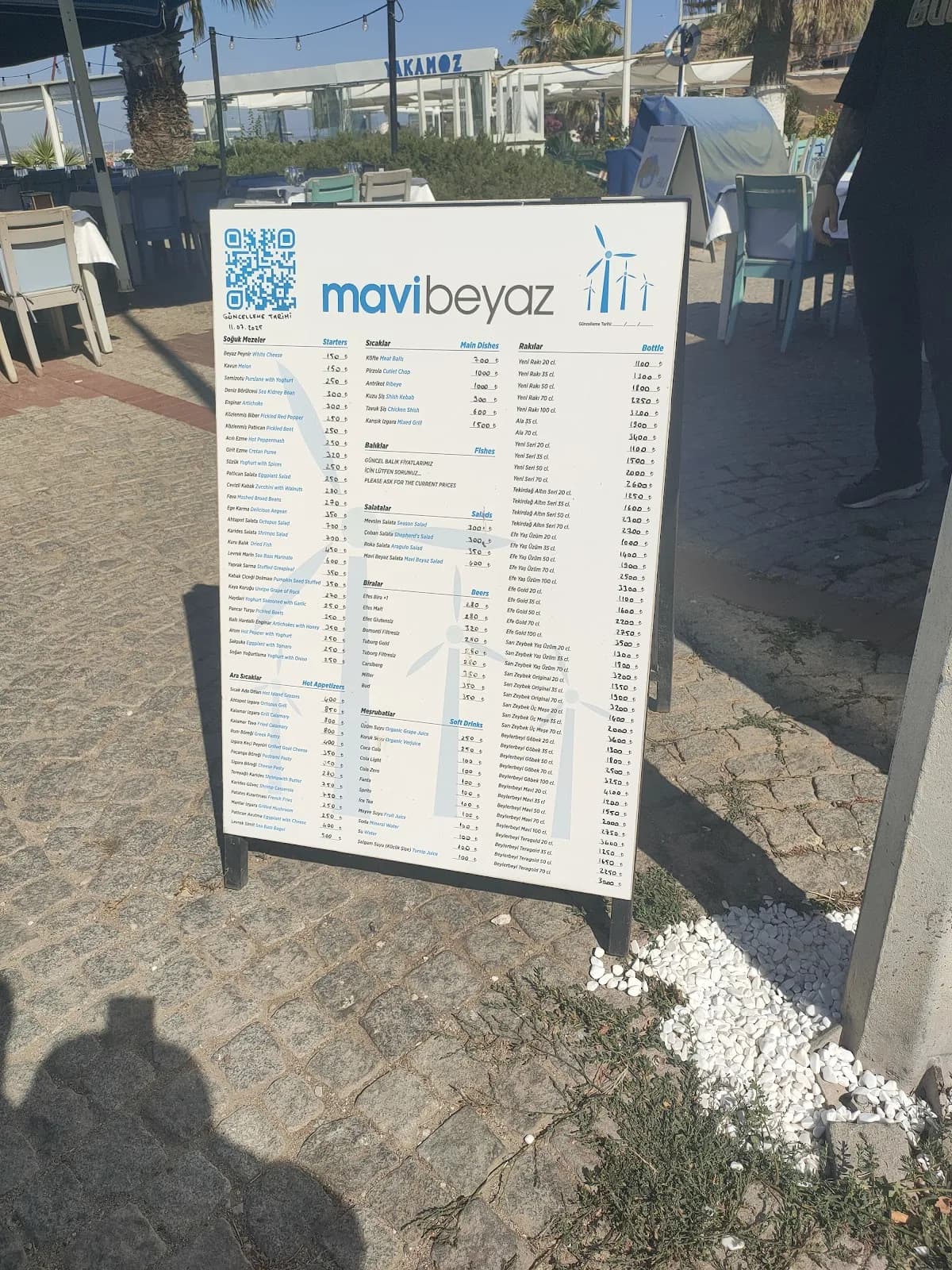 MaviBeyaz Restaurant kapak görseli