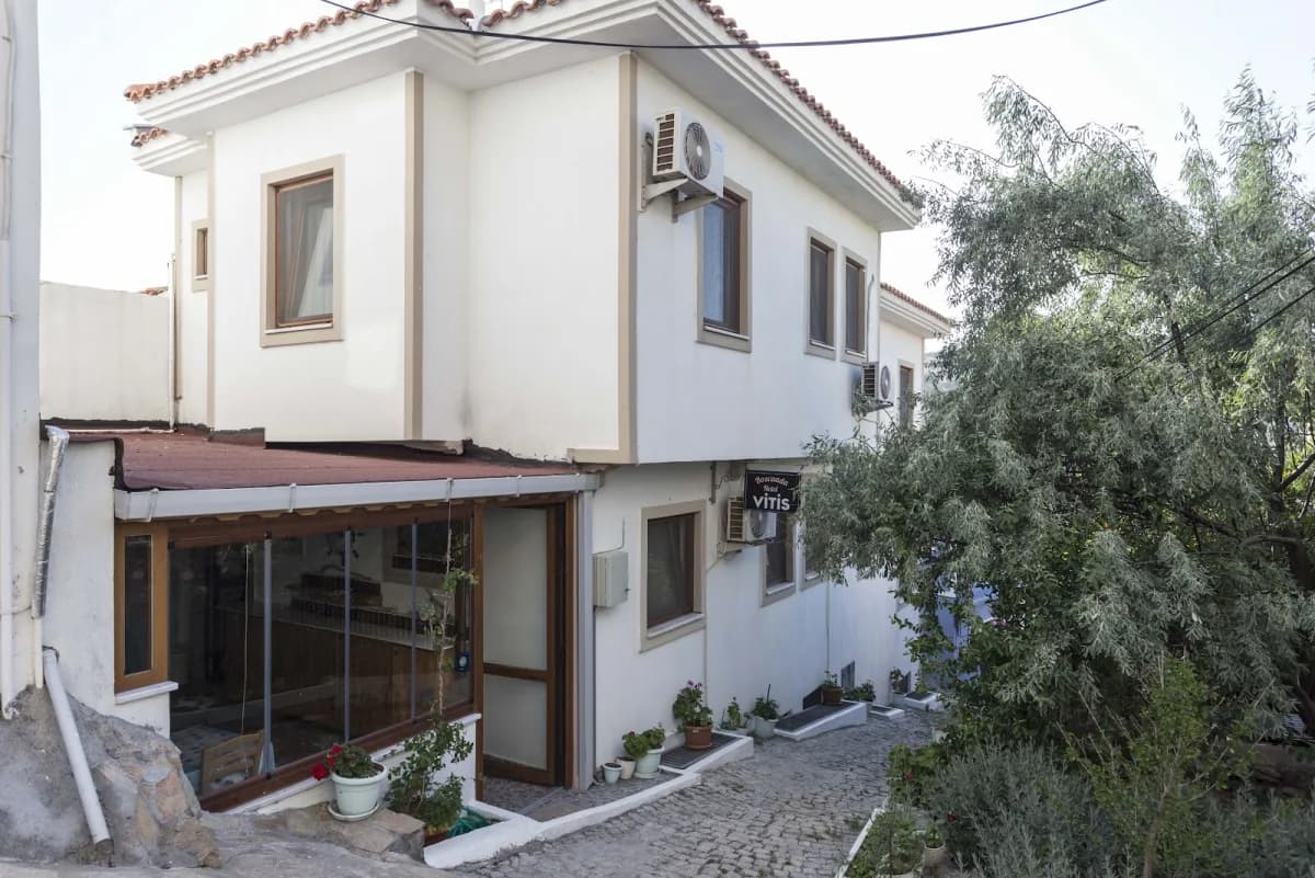 Vitis Otel