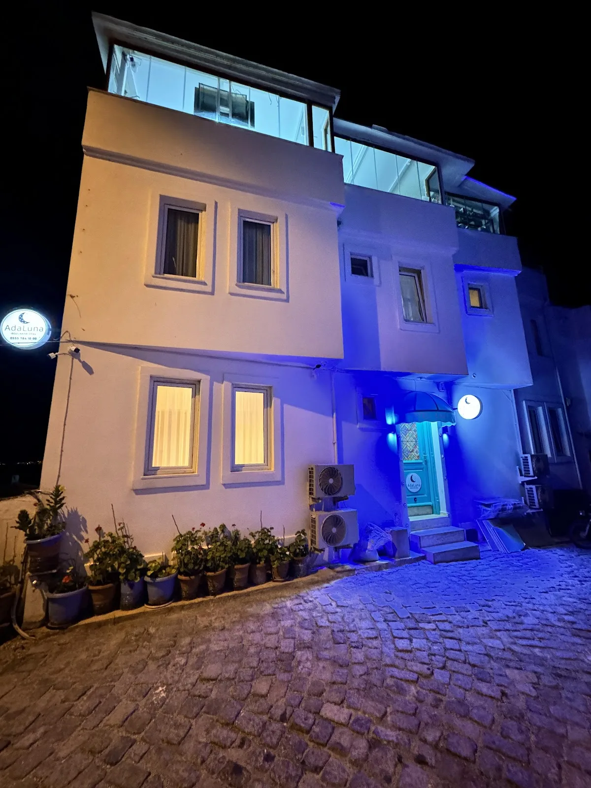 Ada Luna Bozcaada Otel