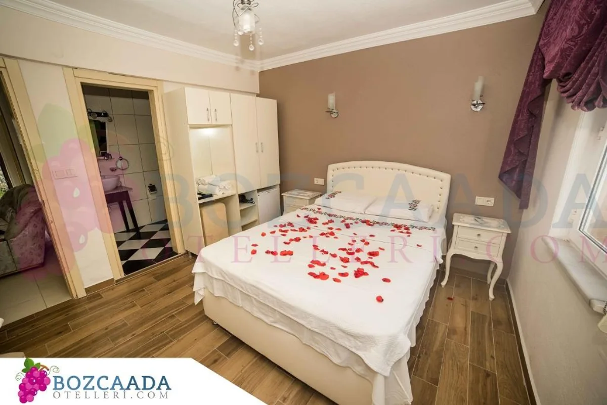 Bozcaada Otelleri - Bozcaada Tatil Rehberi — kiralık ev, fotoğraf 5