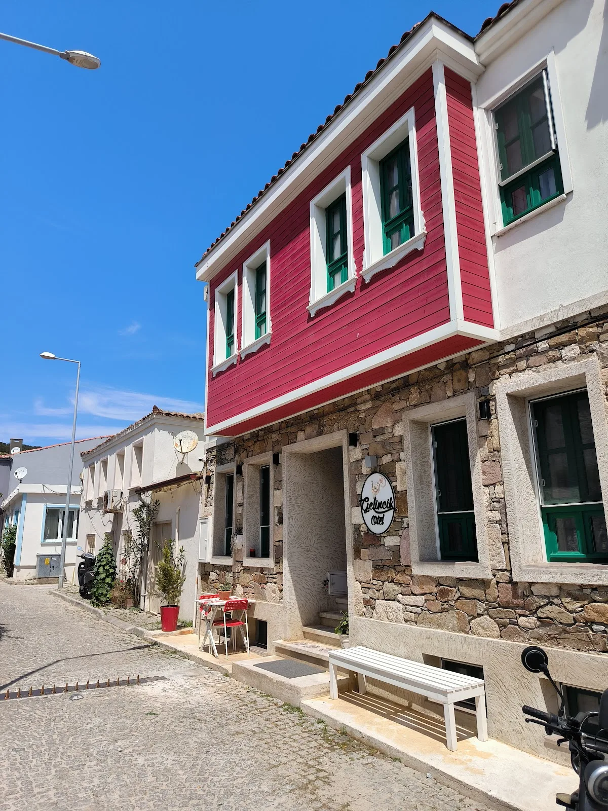Bozcaada sokakları