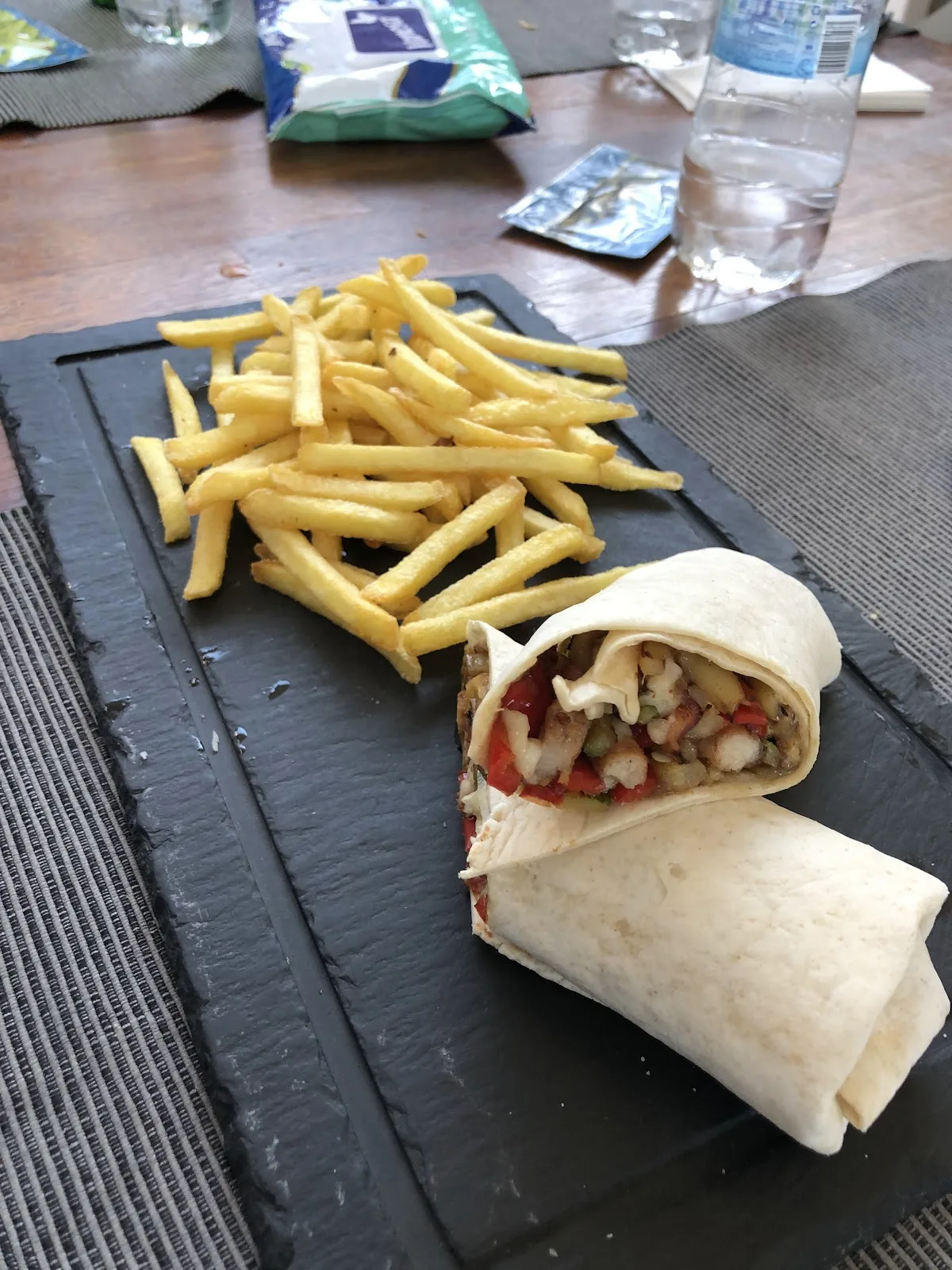 Gümüş Bistro & Bar — Bozcaada'da bar, fotoğraf 2