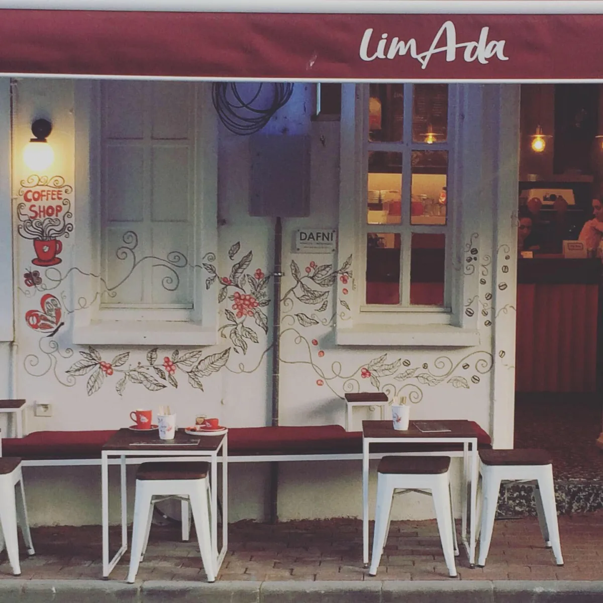 İskele Sancak — Bozcaada'da kafe, fotoğraf 5