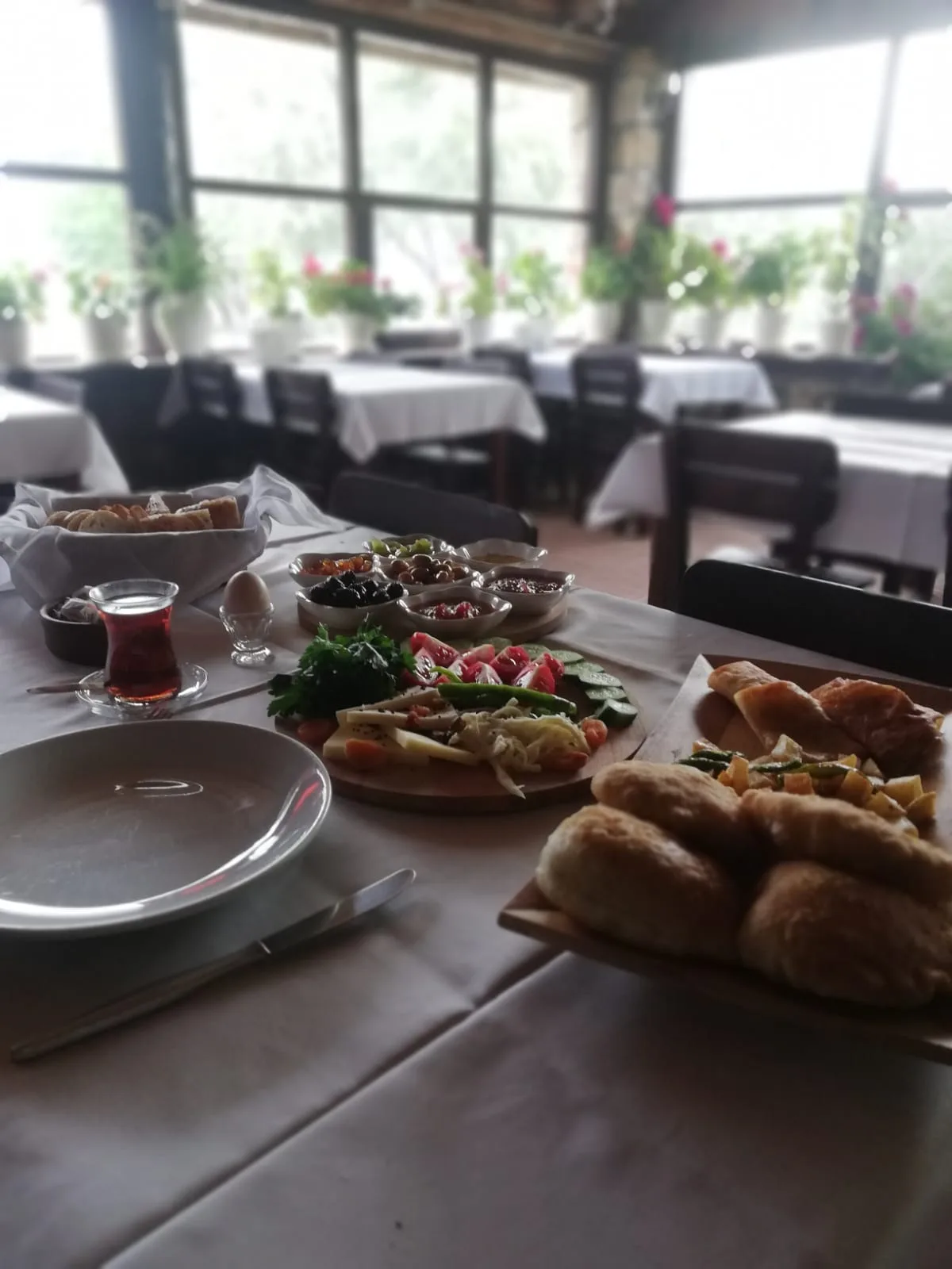 Karadut Restaurant ve Bağ Evleri