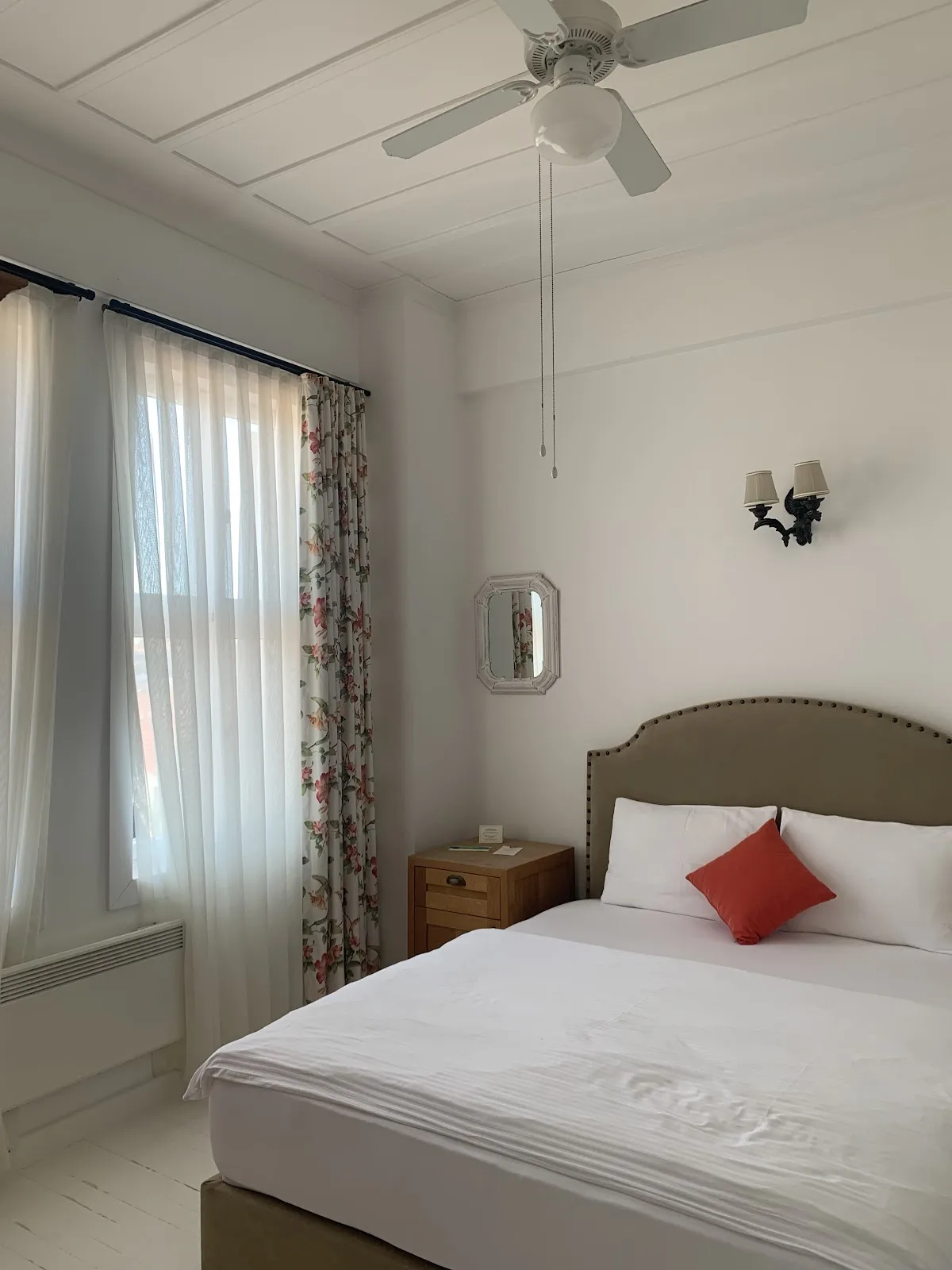 Quarante Hotel