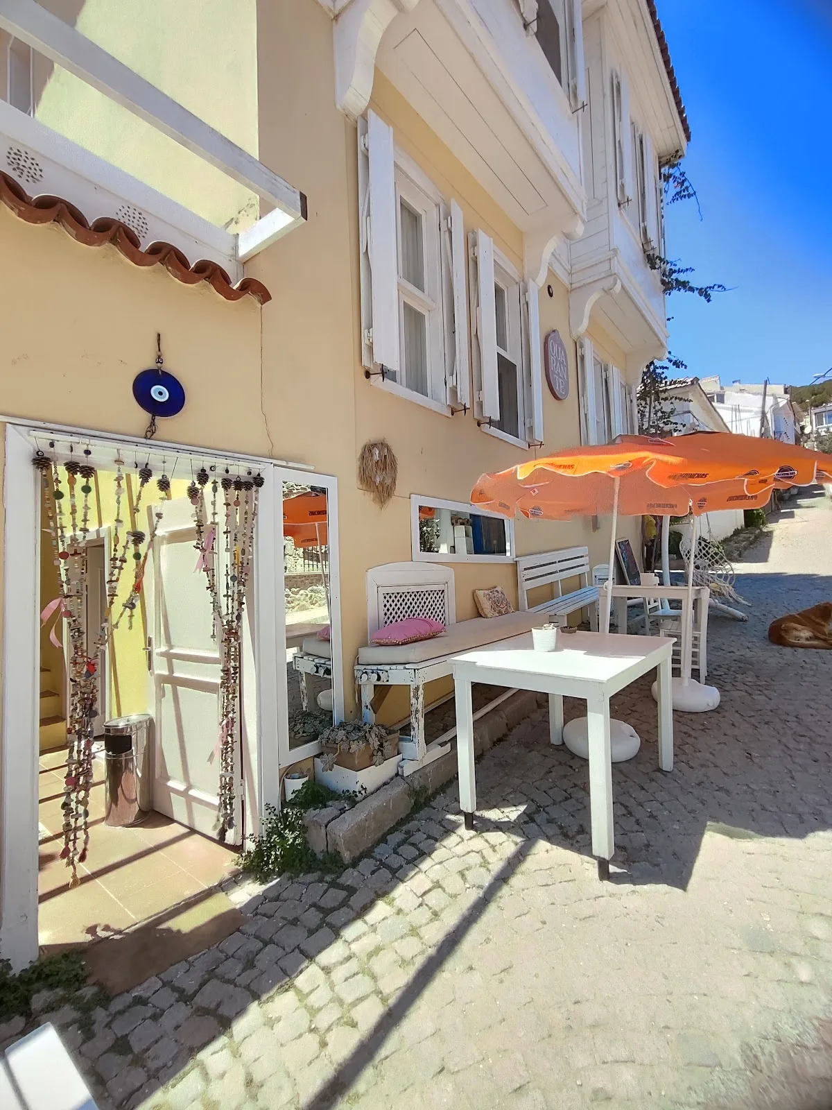 Quarante Hotel
