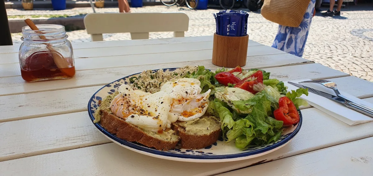 Vasil Coffee&Bakery — Bozcaada'da kafe, fotoğraf 5